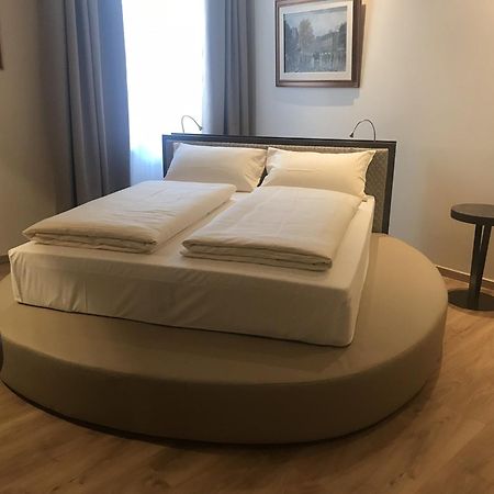 Hotel-Jakobslust Grünstadt Pokoj fotografie