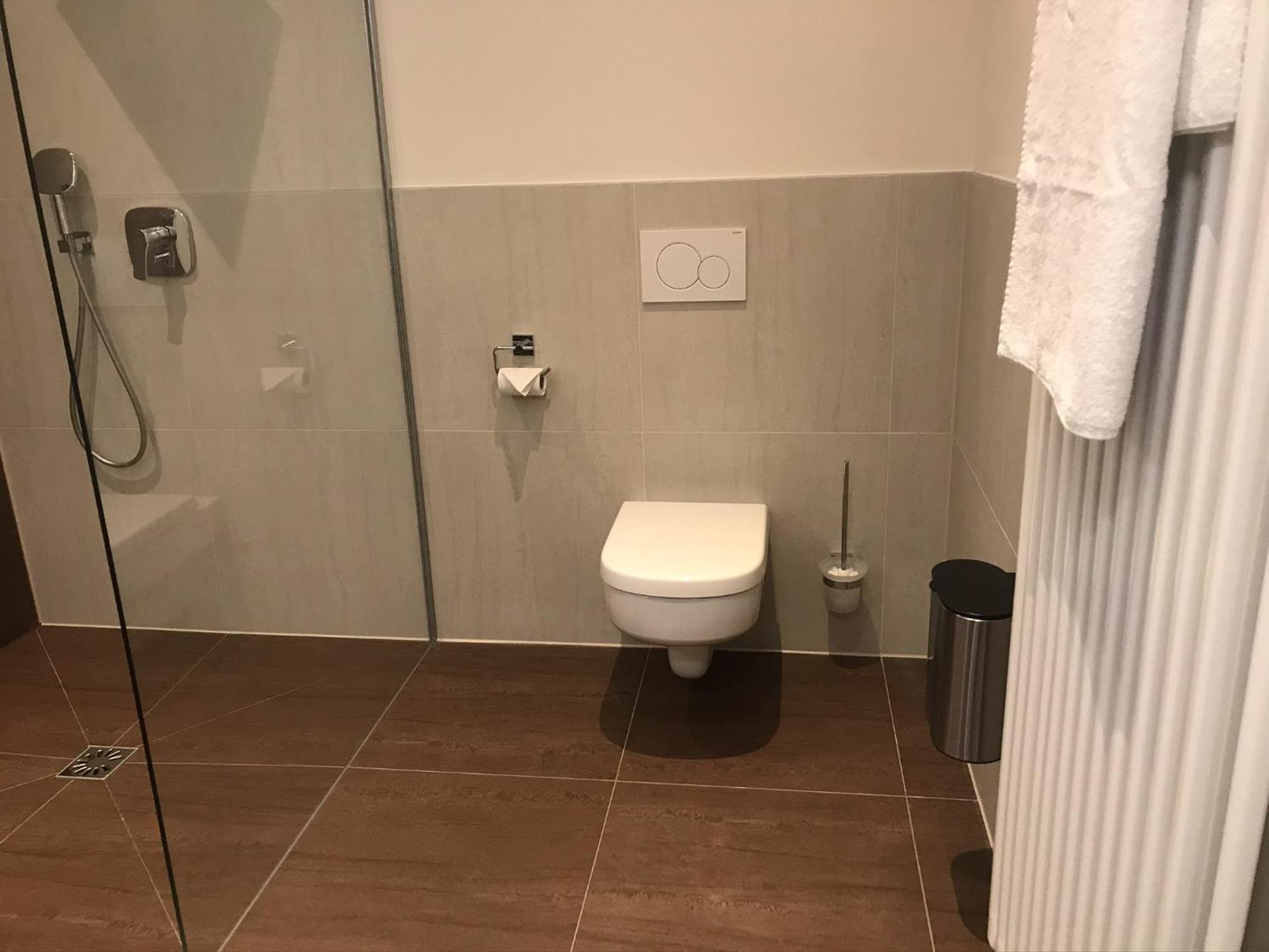 Hotel-Jakobslust Grünstadt Pokoj fotografie